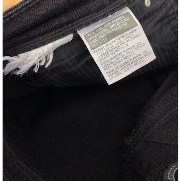 Levis Women’s Demi Curve Classic Rise Straight Faded Black Silver 32‎ - Picture 7 of 7